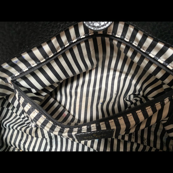 Black leather Kate Spade purse w/ gold hardware - Picture 9 of 10